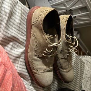 Cole Haan lunarlon wing tip sued shoes size 11m used like new. No stains